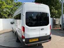 Ford Transit 460 EcoBlue Trend 17 Seat 
