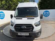 Ford Transit 460 EcoBlue Trend 17 Seat 