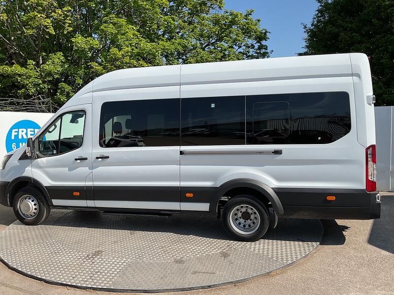 Ford 2.0 460 EcoBlue Trend Minibus 5dr Diesel Manual RWD L4 H3 Euro 6 (s/s) (17 Seat, DRW) (130 ps)