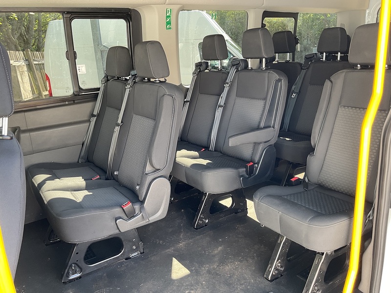 Ford 2.0 460 EcoBlue Trend Minibus 5dr Diesel Manual RWD L4 H3 Euro 6 (s/s) (17 Seat, DRW) (130 ps)