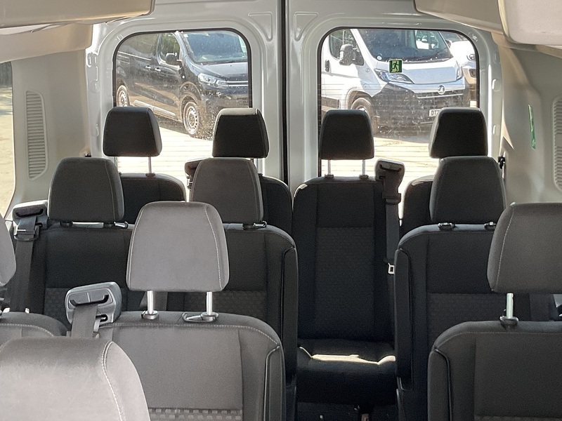 Ford 2.0 460 EcoBlue Trend Minibus 5dr Diesel Manual RWD L4 H3 Euro 6 (s/s) (17 Seat, DRW) (130 ps)