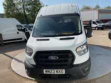 Ford Transit 460 EcoBlue Trend 17 Seat 