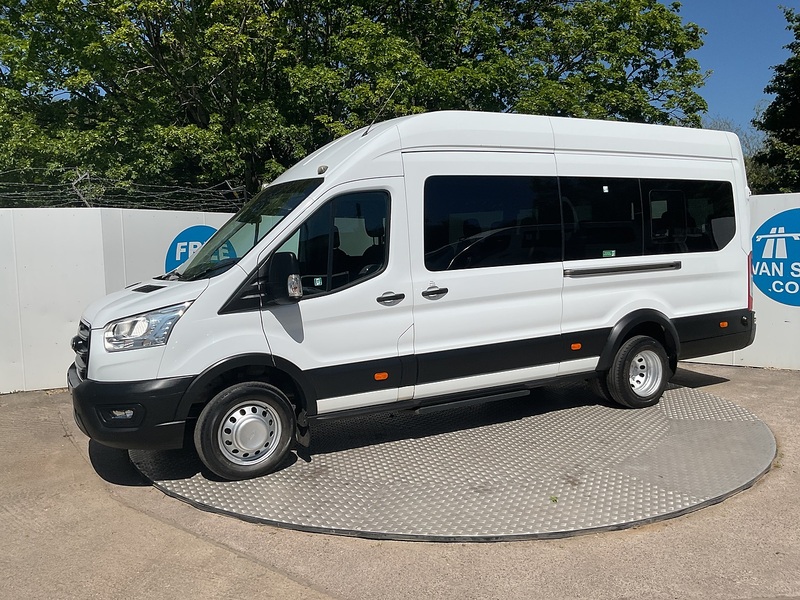 Ford 2.0 460 EcoBlue Leader Minibus Double Cab 5dr Diesel Manual RWD L4 H3 Euro 6 (s/s) (17 Seat, DRW) (130 ps)