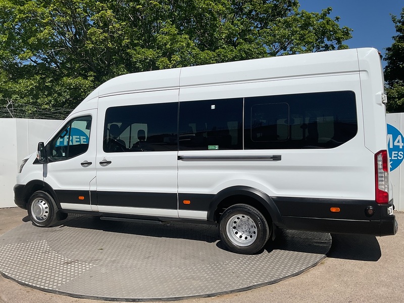 Ford 2.0 460 EcoBlue Leader Minibus Double Cab 5dr Diesel Manual RWD L4 H3 Euro 6 (s/s) (17 Seat, DRW) (130 ps)