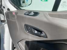 Ford Transit 460 EcoBlue Leader 17 Seat Minibus 