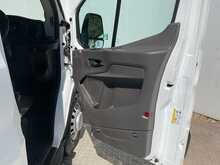 Ford Transit 460 EcoBlue Leader 17 Seat Minibus 