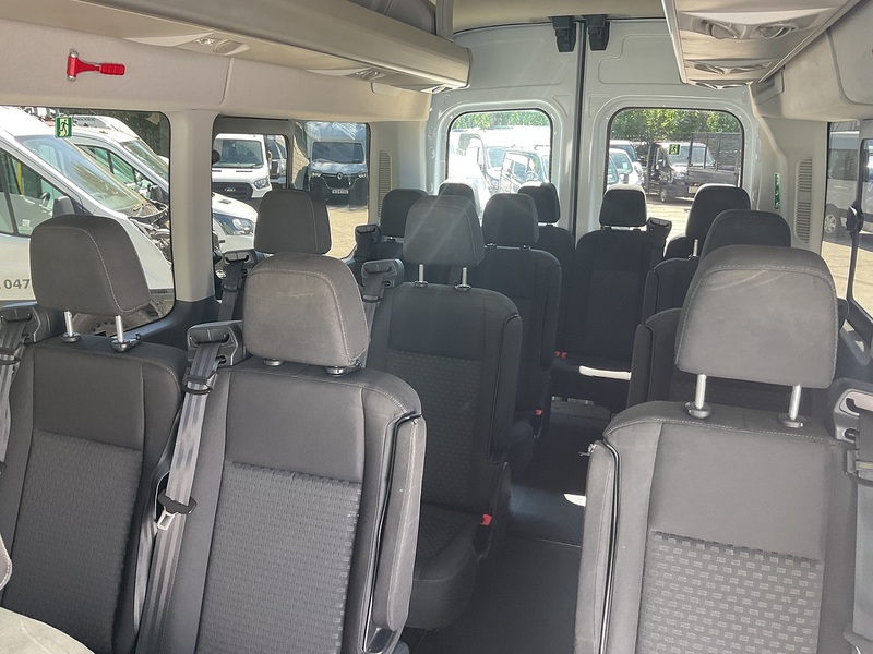 Ford 2.0 460 EcoBlue Leader Minibus Double Cab 5dr Diesel Manual RWD L4 H3 Euro 6 (s/s) (17 Seat, DRW) (130 ps)