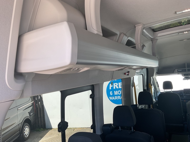 Ford 2.0 460 EcoBlue Leader Minibus Double Cab 5dr Diesel Manual RWD L4 H3 Euro 6 (s/s) (17 Seat, DRW) (130 ps)