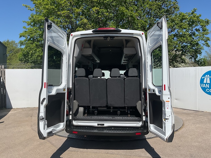 Ford 2.0 460 EcoBlue Leader Minibus Double Cab 5dr Diesel Manual RWD L4 H3 Euro 6 (s/s) (17 Seat, DRW) (130 ps)