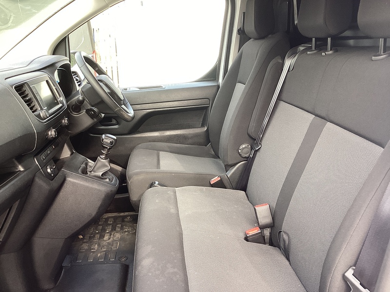 Vauxhall Turbo D 3100 Prime LWB L/R A/C Euro 6