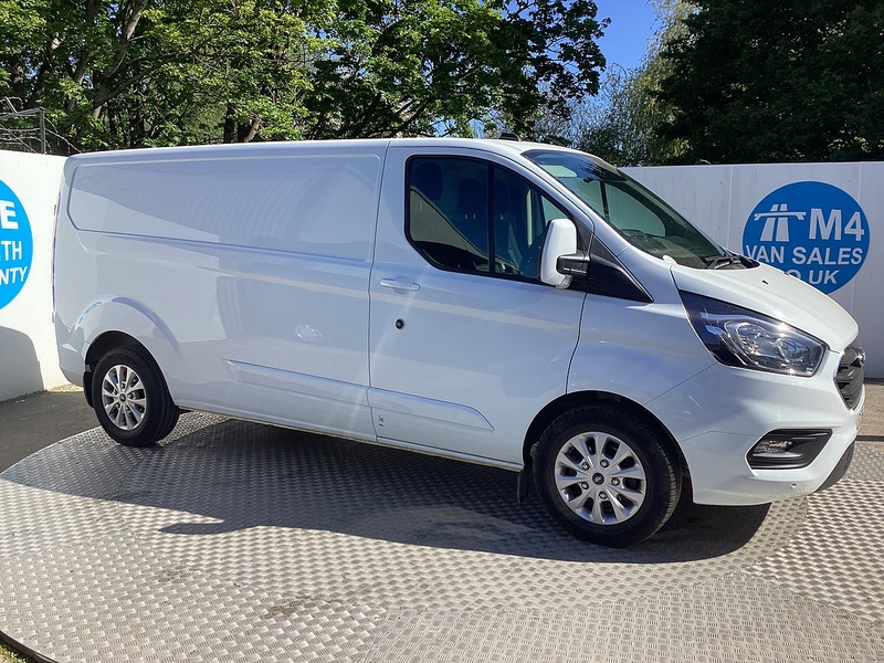 Ford 300 EcoBlue Limited LWB L/R A/C Euro 6