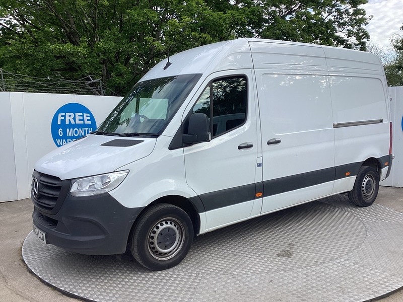 Mercedes 315 CDI Premium MWB H/R Progressive A/C Euro 6