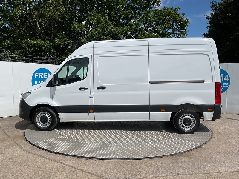 Mercedes-Benz 315 CDI Premium MWB H/R Progressive A/C Euro 6