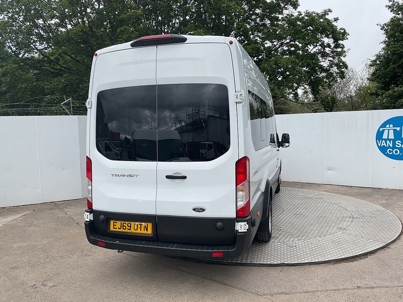 Ford 460 EcoBlue Trend No Tacho 17 Seater