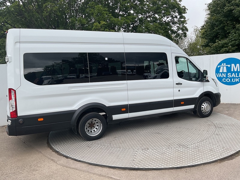 Ford 460 EcoBlue Trend No Tacho 17 Seater