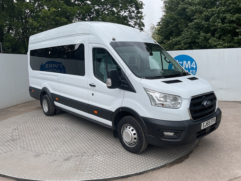 Ford 460 EcoBlue Trend No Tacho 17 Seater