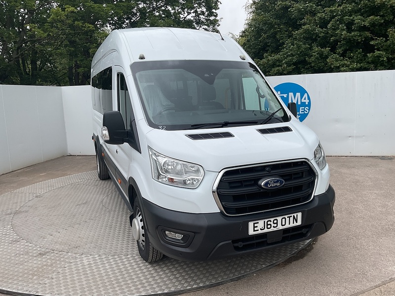 Ford 460 EcoBlue Trend No Tacho 17 Seater