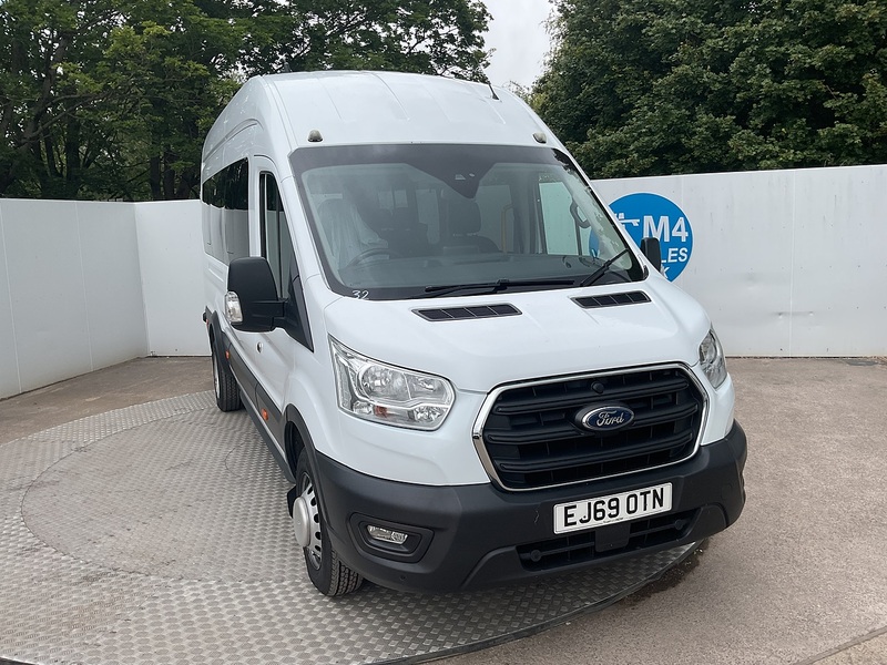 Ford 460 EcoBlue Trend No Tacho 17 Seater