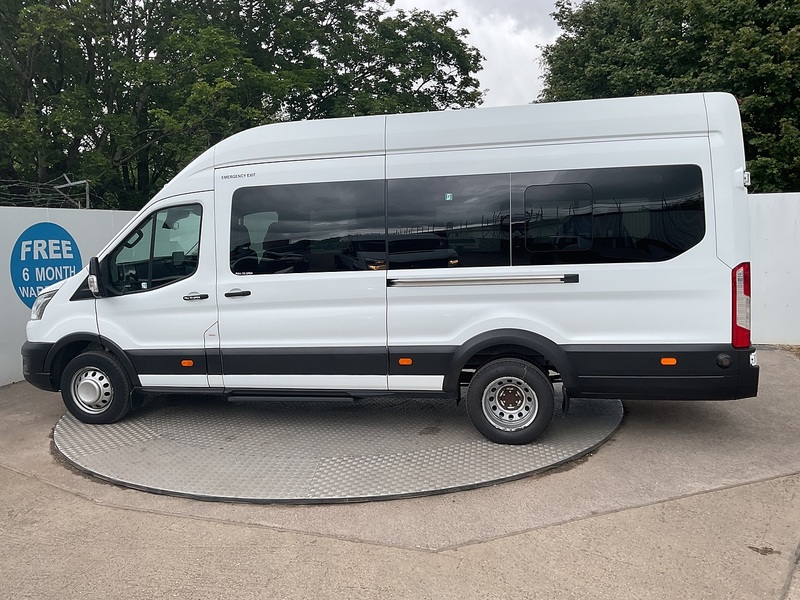 Ford 460 EcoBlue Trend No Tacho 17 Seater