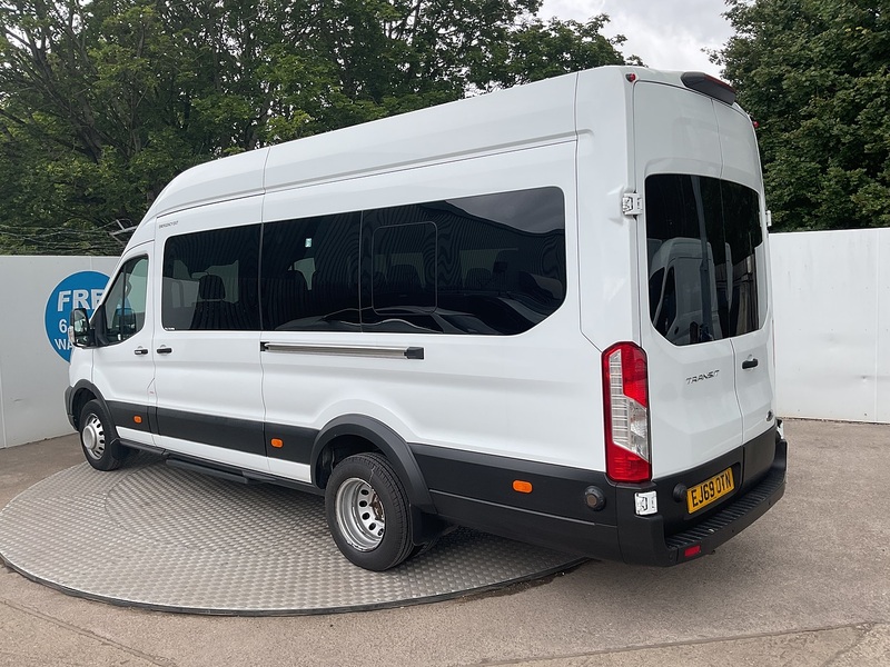 Ford 460 EcoBlue Trend No Tacho 17 Seater