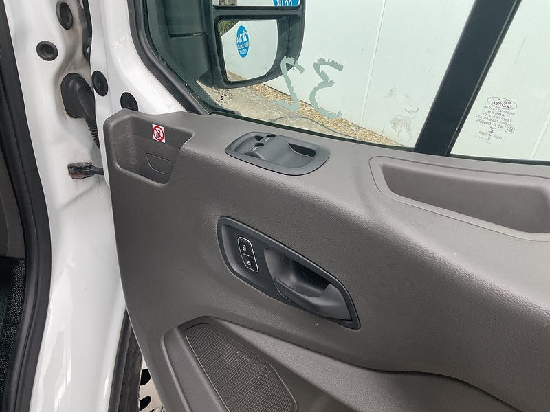 Ford 460 EcoBlue Trend No Tacho 17 Seater