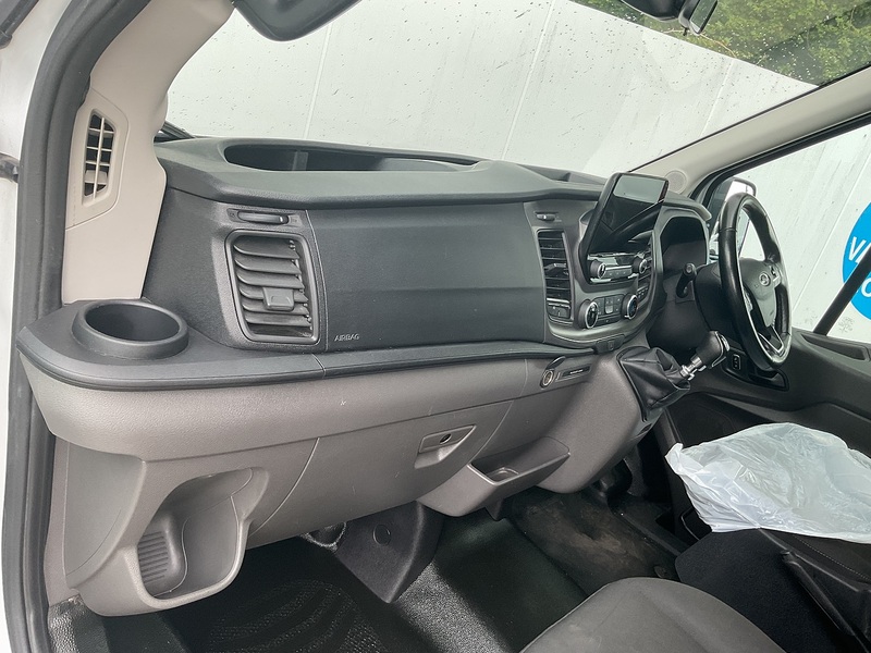 Ford 460 EcoBlue Trend No Tacho 17 Seater
