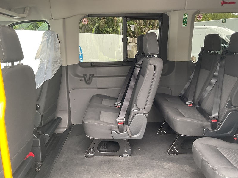 Ford 460 EcoBlue Trend No Tacho 17 Seater