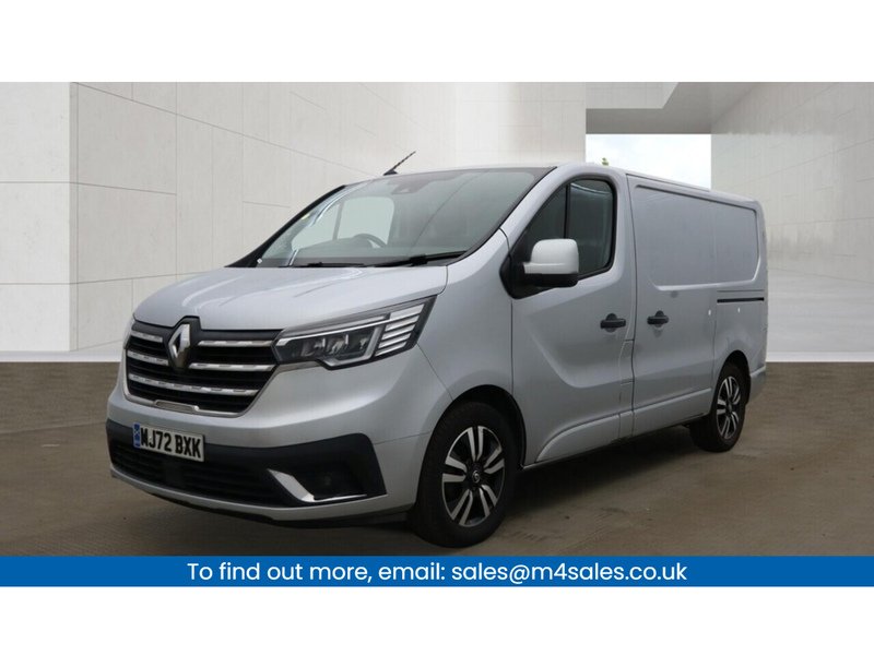 Renault dCi Blue SL28 Sport+ SWB L/R A/C Euro 6