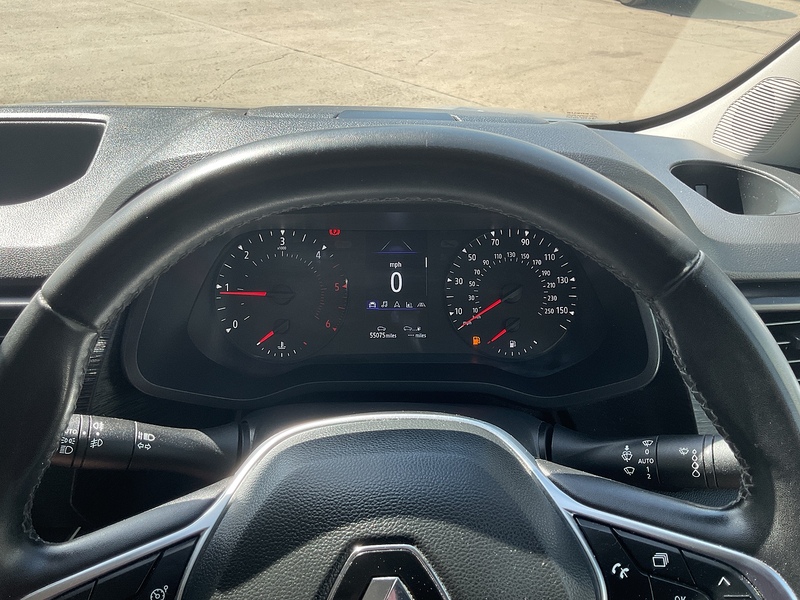 Renault dCi Blue SL28 Sport+ SWB L/R A/C Euro 6