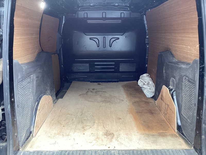 Ford 250 EcoBlue Limited LWB L/R A/C Euro 6