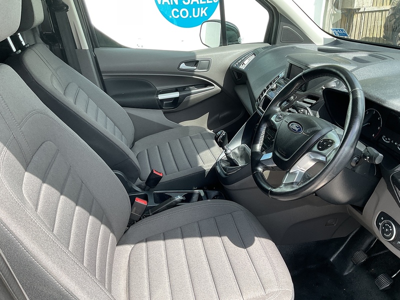 Ford 250 EcoBlue Limited LWB L/R A/C Euro 6