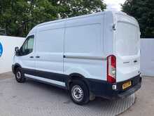 Ford Transit 290 EcoBlue Leader MWB M/R Leader A/C Euro 6 