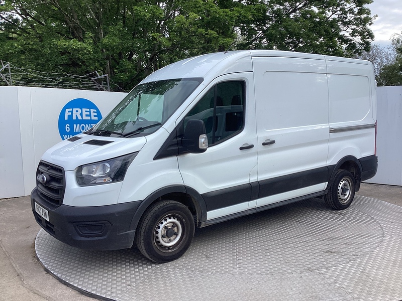 Ford 290 EcoBlue Leader MWB M/R Leader A/C Euro 6  