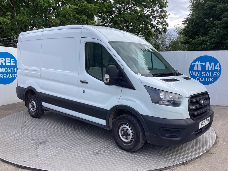 Ford 290 EcoBlue Leader MWB M/R Leader A/C Euro 6  