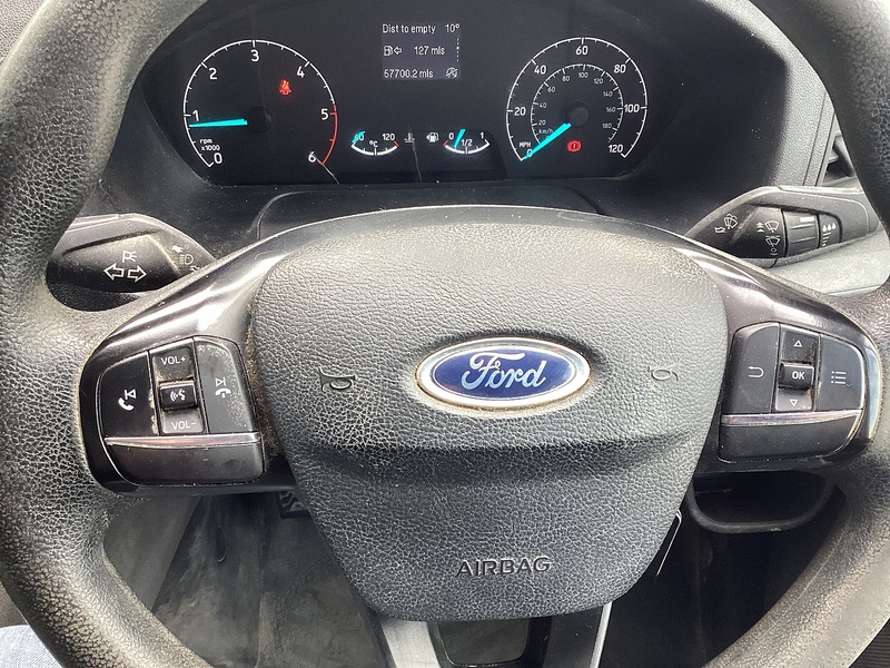 Ford 290 EcoBlue Leader MWB M/R Leader A/C Euro 6  