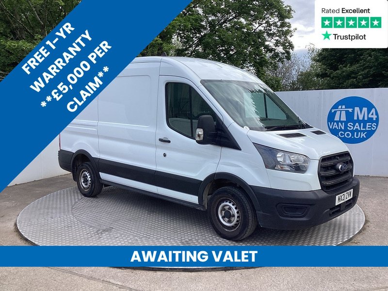 Ford 290 EcoBlue Leader MWB M/R Leader A/C Euro 6  
