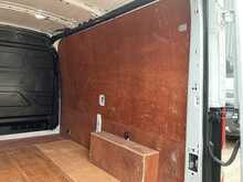 Ford Transit Transit 290 EcoBlue Leader MWB M/R Leader A/C Euro 6 