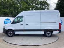 Mercedes Sprinter 315 CDI Progressive MWB M/R A/C Euro 6 