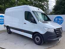 Mercedes Sprinter 315 CDI Progressive MWB M/R A/C Euro 6 