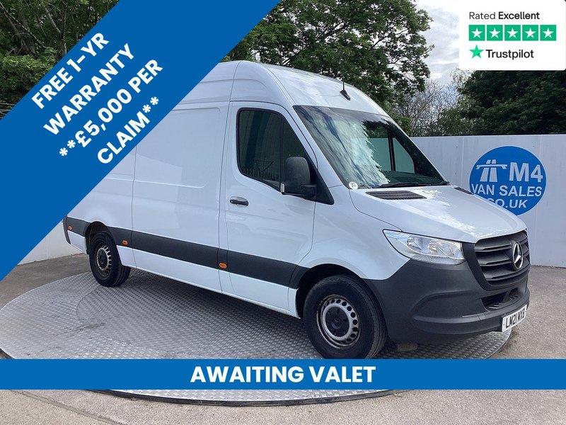 Mercedes 315 CDI Progressive MWB M/R A/C Euro 6