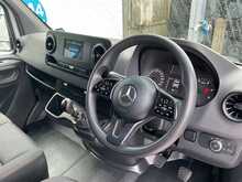 Mercedes Sprinter 315 CDI Progressive MWB M/R A/C Euro 6 