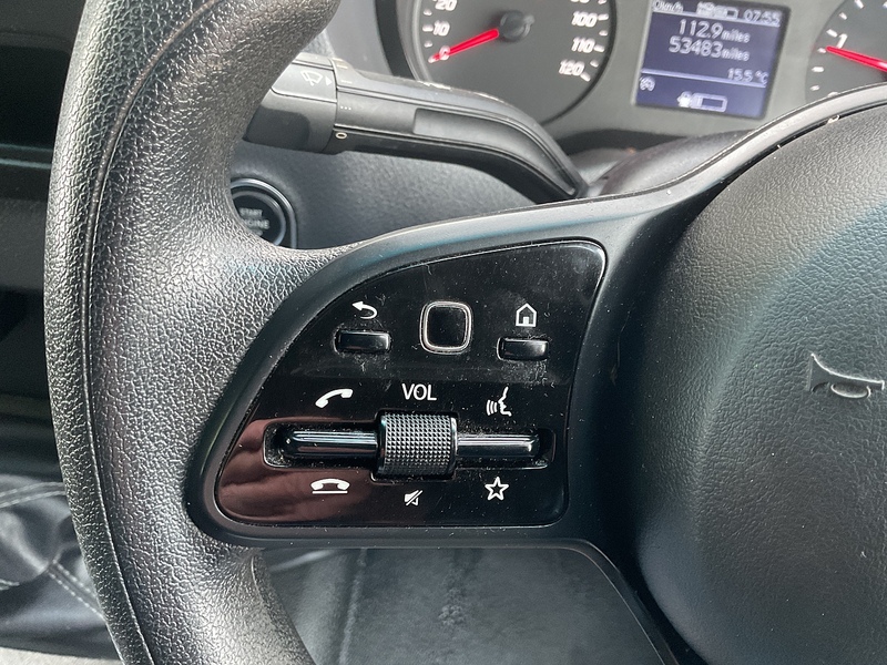 Mercedes 315 CDI Progressive MWB M/R A/C Euro 6