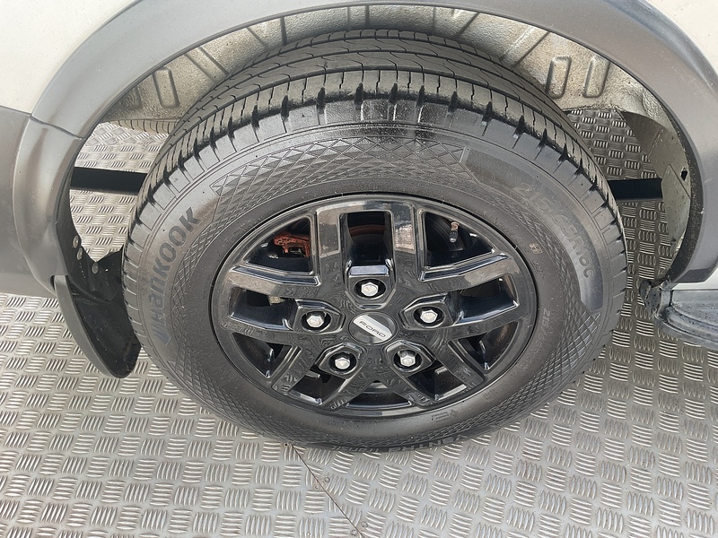 Ford 300 EcoBlue Trail LWB Euro 6