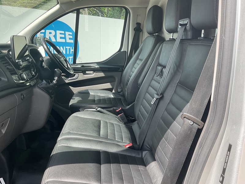 Ford 300 EcoBlue Trail LWB Euro 6