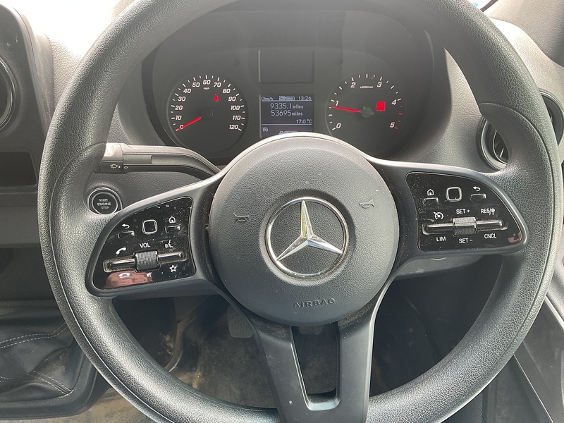 Mercedes 315 CDI Progressive LWB H/R Euro 6