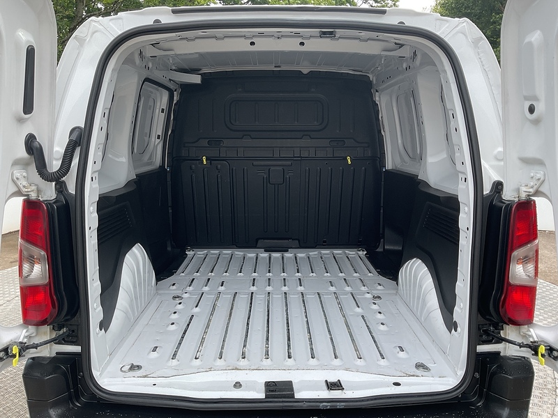 Citroen BlueHDi 1000 Enterprise Edition M SWB A/C Euro 6