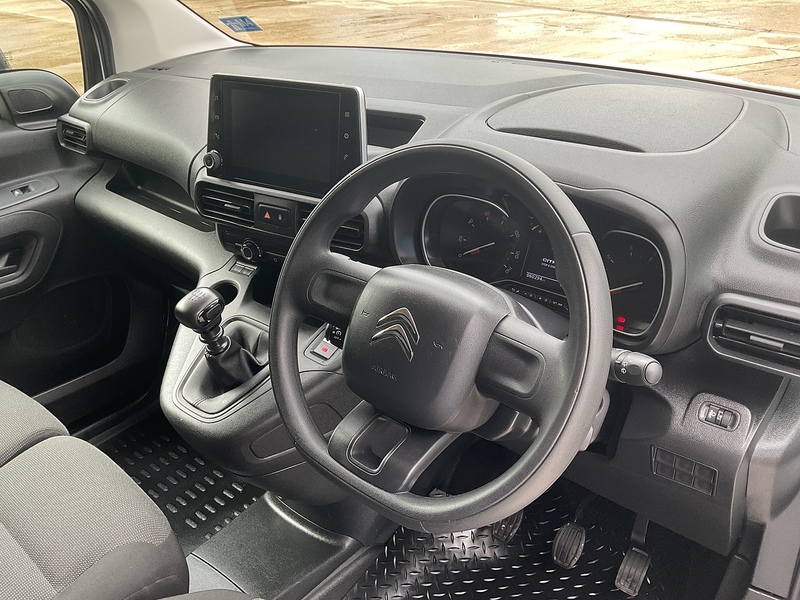 Citroen BlueHDi 1000 Enterprise Edition M SWB A/C Euro 6