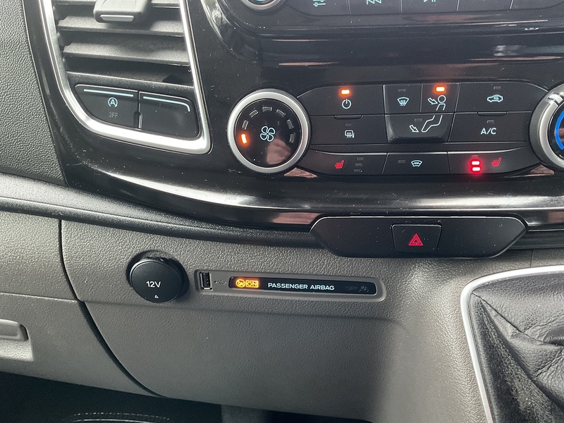 Ford 300 EcoBlue Active LWB L/R A/C Euro 6 *NEW WET BELT*