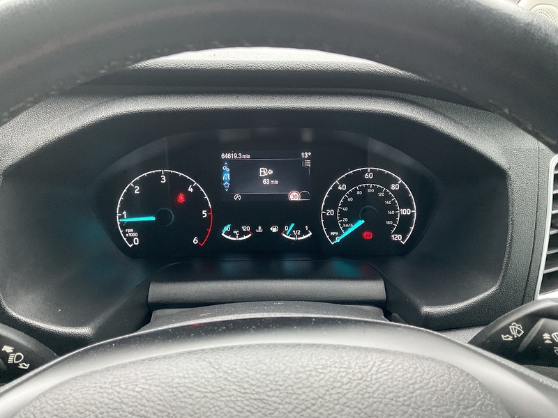 Ford 300 EcoBlue Active LWB L/R A/C Euro 6 *NEW WET BELT*