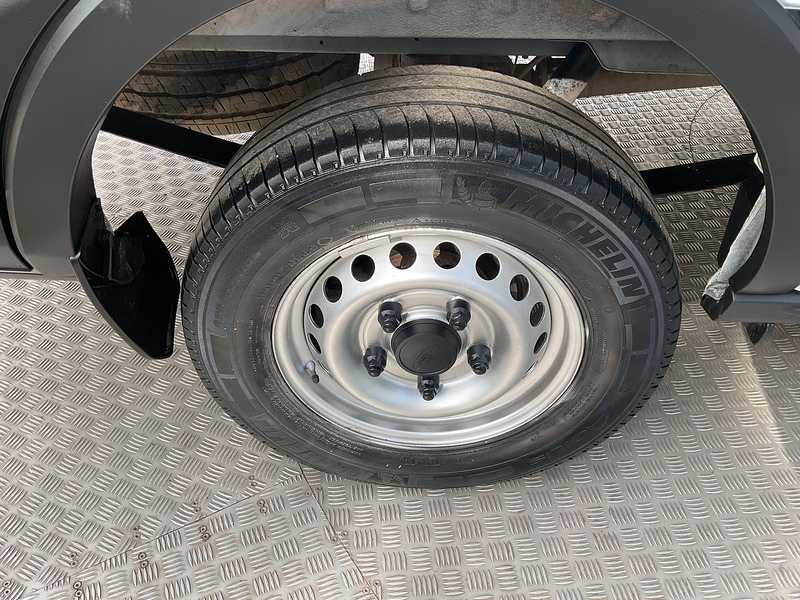 Ford 350 EcoBlue Leader LWB H/R AWD Euro 6